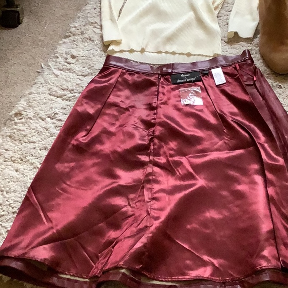 Beautiful Red Faux Leather Dennis Basso NWOT ❤️ - Picture 6 of 7